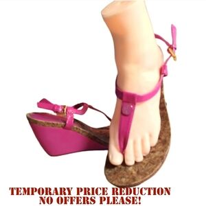 LAUREN RALPH LAUREN " REETA" T-STRAP WEDGE SANDAL  SIZE 9B